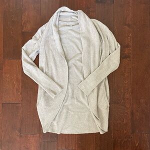 Excellent condition Barefoot Dreams CozyChic Lite Circle Cardigan: XS/S